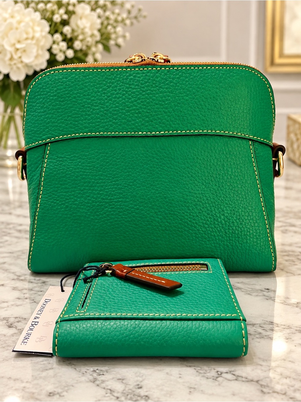 NWTs, Dooney & Bourke SPEARMINT Pebbled Leather Cameron X-Body & Matching Wallet - Picture 6 of 9
